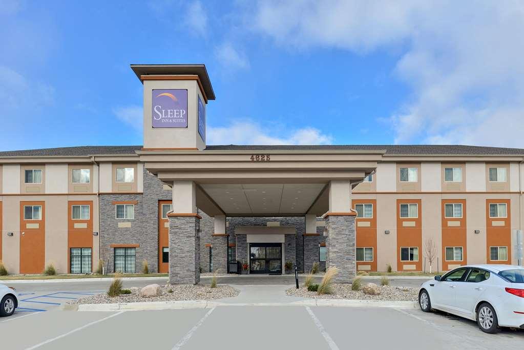 Sleep Inn & Suites Fargo Medical Center Exterior photo